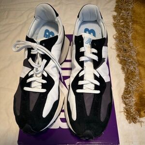 New Balance B/W Shoes